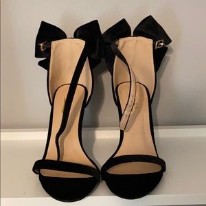 Black Felt Bow Heels